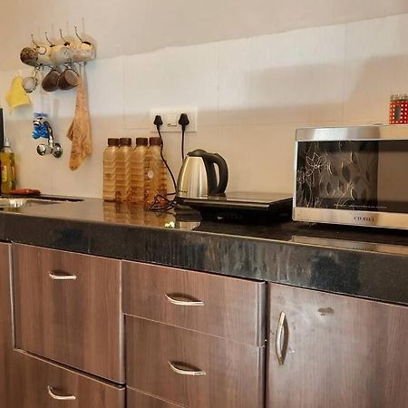 Joy Cottages - Premium Chalets, Vacation Home Rentals Карджат Экстерьер фото