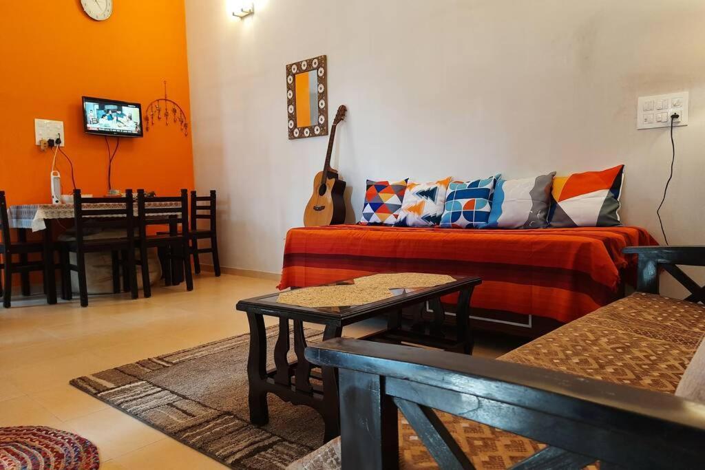 Joy Cottages - Premium Chalets, Vacation Home Rentals Карджат Экстерьер фото